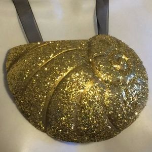Huge Ursula Cosplay Gold Glitter Shell Necklace